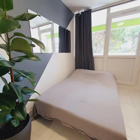 Le Magellan T2 Centre-ville - Clim Wifi Terrasse - Rossiconciergerie - Linge Inclus *