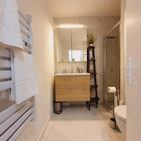 Le Magellan T2 Centre-ville - Clim Wifi Terrasse - Rossiconciergerie - Linge Inclus La Grande-Motte