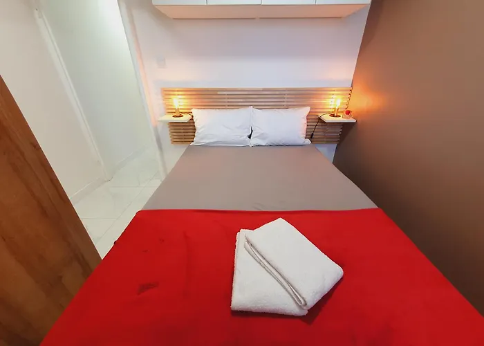 T2 Magellan Centre-ville - Clim Wifi Terrasse - Rossiconciergerie - Linge Inclus * Λα Γκραντ-Μοτ