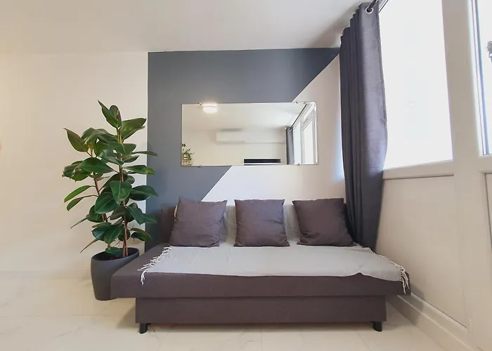 T2 Magellan Centre-ville - Clim Wifi Terrasse - Rossiconciergerie - Linge Inclus Διαμέρισμα
