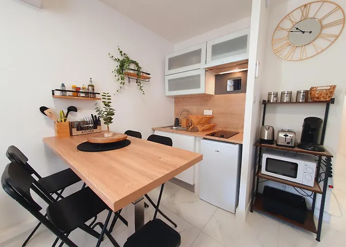 T2 Magellan Centre-ville - Clim Wifi Terrasse - Rossiconciergerie - Linge Inclus Διαμέρισμα *